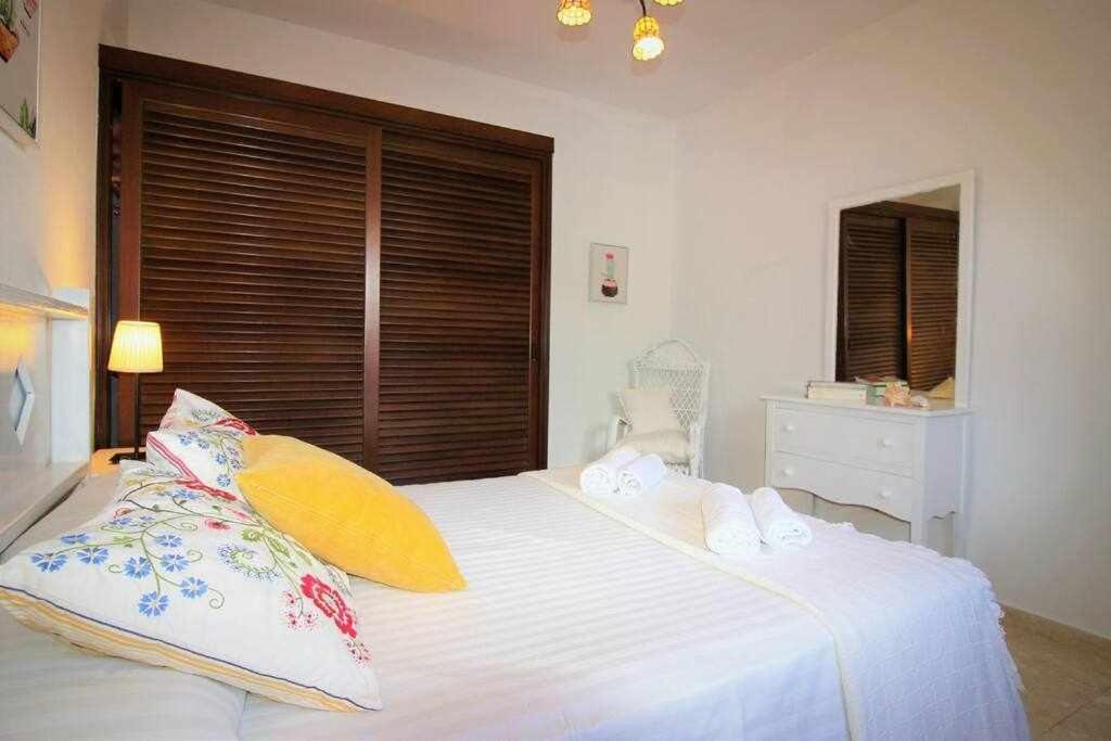 فيلا Casa Alejandra Con Terraza Y Barbacoa إل جولفو المظهر الخارجي الصورة